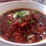 CAFE GLORIA - ボルシチ　ビーツの赤とトマトの酸味とサワークリーム