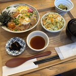 おさかな家 嬉乃 - 海鮮づけ丼定食