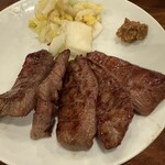 牛たん料理 閣 ブランドーム本店 - 