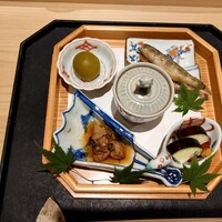 鮨 こん藤 - つまみ八寸　　揚げたメヒカリ◎