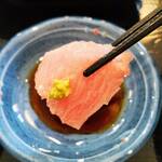 おうちごはん はるね - 本マグロのカマトロの刺身（アップ）
