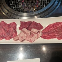焼肉 青山外苑 - 