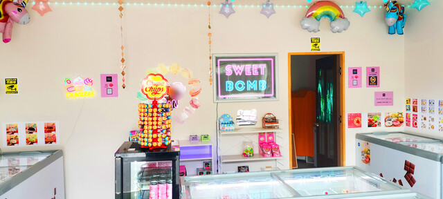 SWEET BOMB（スイートボム） - 工業高校前（スイーツ）の写真