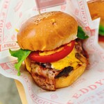 TEDDY'S BIGGER BURGERS - 