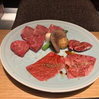 TANAKA YAKINIKU RESTAURANTE - ・サガリ、友三角、イチボ（友尻）、ヒレ、舌（タン）、季節の野菜