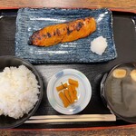 七郷屋 - ぶり定食1,040円