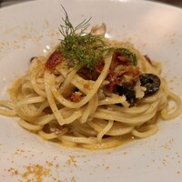 クッチーナ イタリアーナ アリア 六本木 - 熟成真鯛とカラスミのアーリオオーリオ