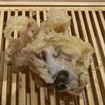 天ぷら上村 - はまぐり