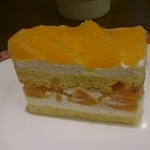 パティスリー タンドレス - オレンジのショートケーキ