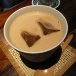 草枕 - 冷たい牛乳珈琲700円