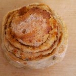 ハタダベーカリー - シナモンロール      120円