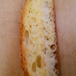 ハタダベーカリー - ガーリックフランス       60円