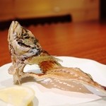 うず潮屋 - 鰺の骨はせんべいに変身