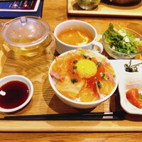Seafood bar Ermitage 横浜鶴屋町店 - 