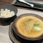 クロモリ - ◎吉切鮫フカヒレ煮込みと筍ご飯