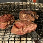 肉焼 ハラミ タン テール 兼条 - 