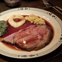 ロウリーズ・ザ・プライムリブ 恵比寿ガーデンプレイス店 - 