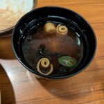 平田牧場 とん七 - 味噌汁。お替り自由。