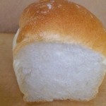 ハタダベーカリー - 食パン0.5斤       160円