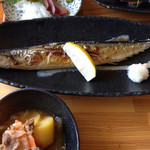 食彩ぶしょん - ぶしょん定食の塩さんま