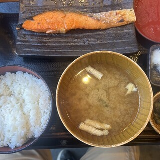 しんぱち食堂_1