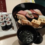 うまい鮨勘 ゆとろぎ - 料理写真:上にぎり