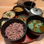 24/7 cafe apartment - 