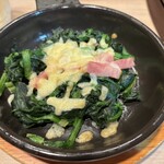 ガスト - ほうれん草とベーコンのチーズ焼き