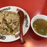 餃子と大衆中華 まるい飯店 - 