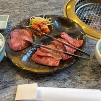 川崎名物 炭火焼肉 食道園 - 