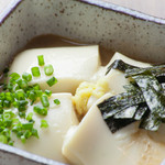 居酒屋はなび - モチモチの食感を楽しんで♪有田直送のごどうふ冷奴