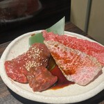 焼肉男マンモス - まだまだ出てきてびっくり