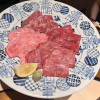 横浜 うしみつ - 