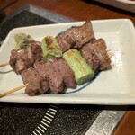 魚三四味家 - マグロのねぎま串：500円×2
