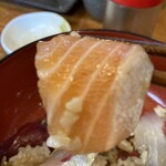 ふる川 - サーモンもねっとりうまい