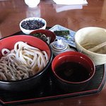 和利の家 - 二色麺　そばがきセット