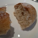 パトゥ - 自家製パン02