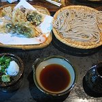 大久保の茶屋支店 - 山菜天ざる 