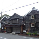 バル・デ・オレオ - 他に蔵を利用した喫茶店もあります。