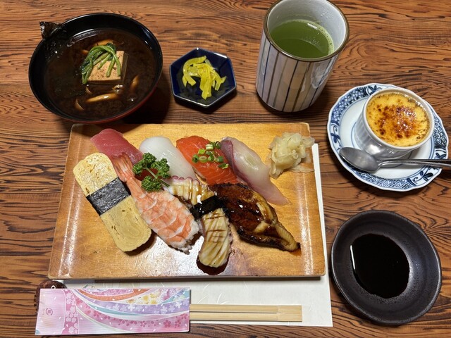 Sushi Bistro Minayoshi photo 2