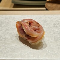 鮨こいづみ - 赤貝ひも　握り