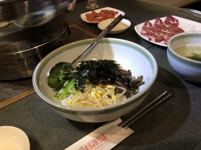 食楽園 - 小中野（焼肉）の写真