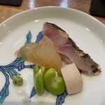 貴ぶ - 伊勢海老とイサキ炙りの刺身