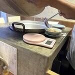 麦酒宿 まり花 - 煮込みの鍋
