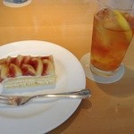 KIHACHI CAFE - イチジクのショートケーキ