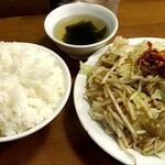 肉野菜炒め ベジ郎 - 