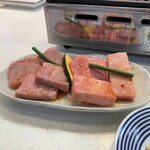 板前焼肉 一斗 天下茶屋本店 - 厚切りの極上肉