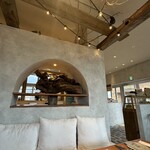 We eat Wheat 鵠沼海岸 - 