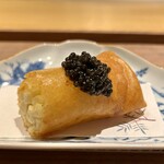 眞善美 - ピュアホワイト春巻き　胡麻油でマリネしたキャビア
