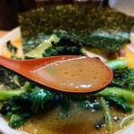 ラーメン 野良裏家 - 